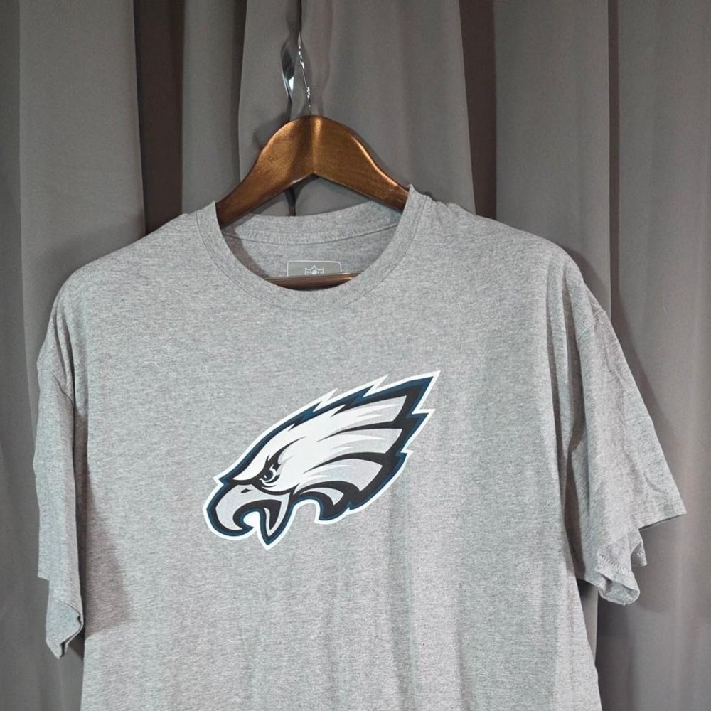 Philadelphia Eagles Team NFL Eagles Logo Gray Shirt XL